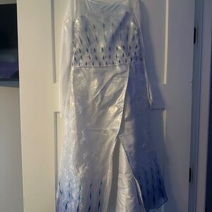 Like New Disney Frozen 2 Elsa Costume Dress with Matching Leggings Size 7/8